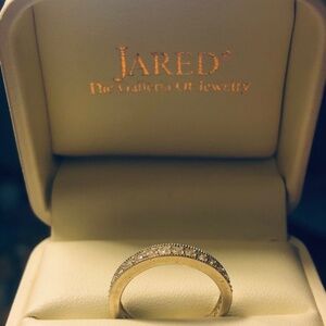 Diamond Band ring